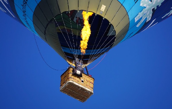 Brazil Hot Air Balloon Crash Kills 8