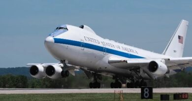 Doomsday Plane Lands Near Washington