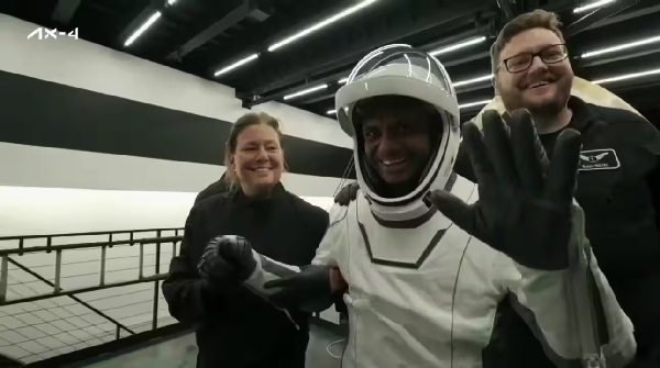 Indian Astronaut Shubhanshu Shukla Returns Safely from ISS After Historic Axiom-4 Mission