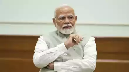 PM Modi Arrives in UK to Strengthen Bilateral Ties