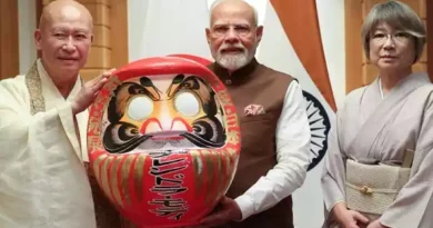 Daruma doll