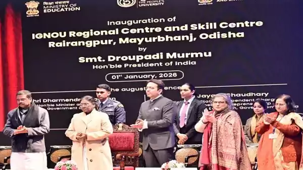 President Murmu launches SkilltheNation AI Challenge