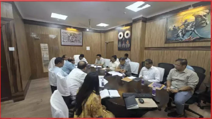 Odisha government meeting discussing heritage village development under Baraputra Aitihya Gram Yojana