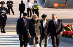 Prime Minister Narendra Modi welcomed by Uzbekistan President Shavkat Mirziyoyev in Tashkent