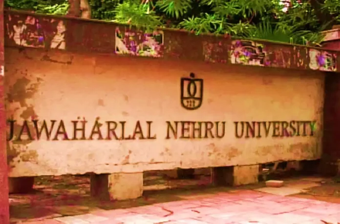 JNU Holds Two Rounds of Talks With Hunger Striking Students (2) Jawaharlal Nehru University students protest during an indefinite hunger strike over student union demands in New Delhi.