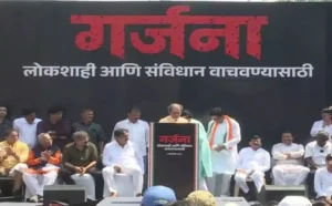 Raj Thackeray and Uddhav Thackeray lead Garjana Morcha protest in Mumbai