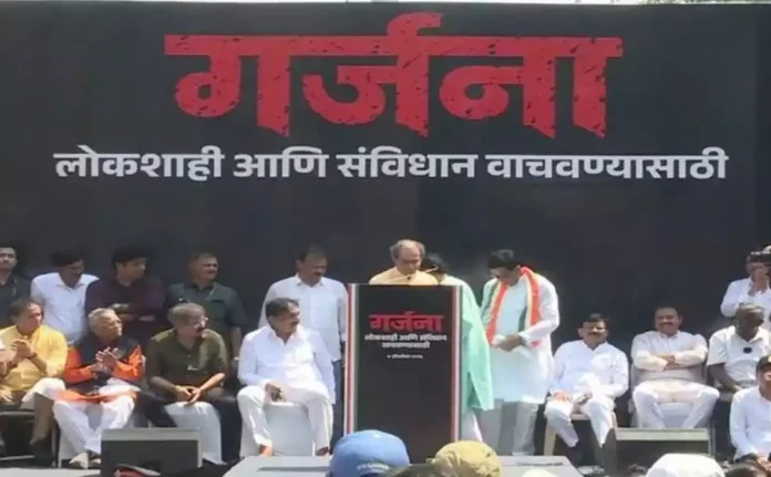 Raj, Uddhav Lead Mumbai Garjana Morcha Raj Thackeray and Uddhav Thackeray lead Garjana Morcha protest in Mumbai